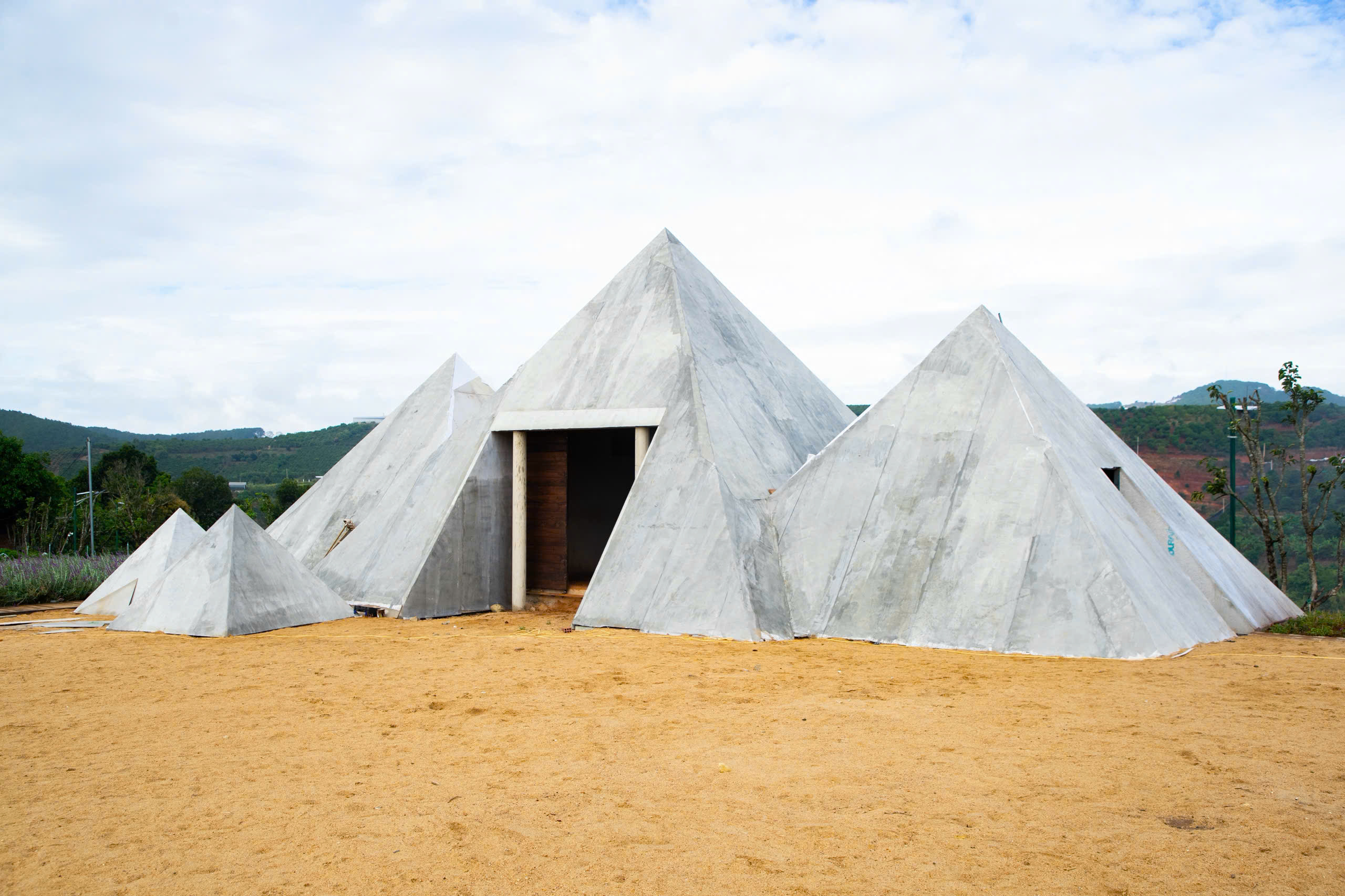 check in cung kim tu thap tai thien minh da lat